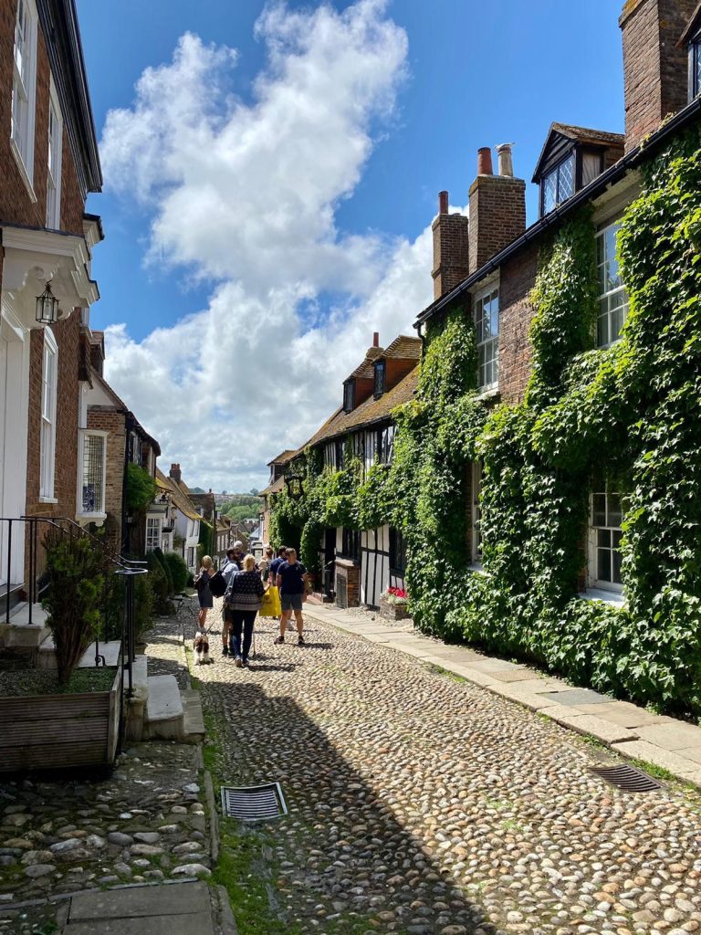 8 Sussex Towns You Must Visit! | Coapt